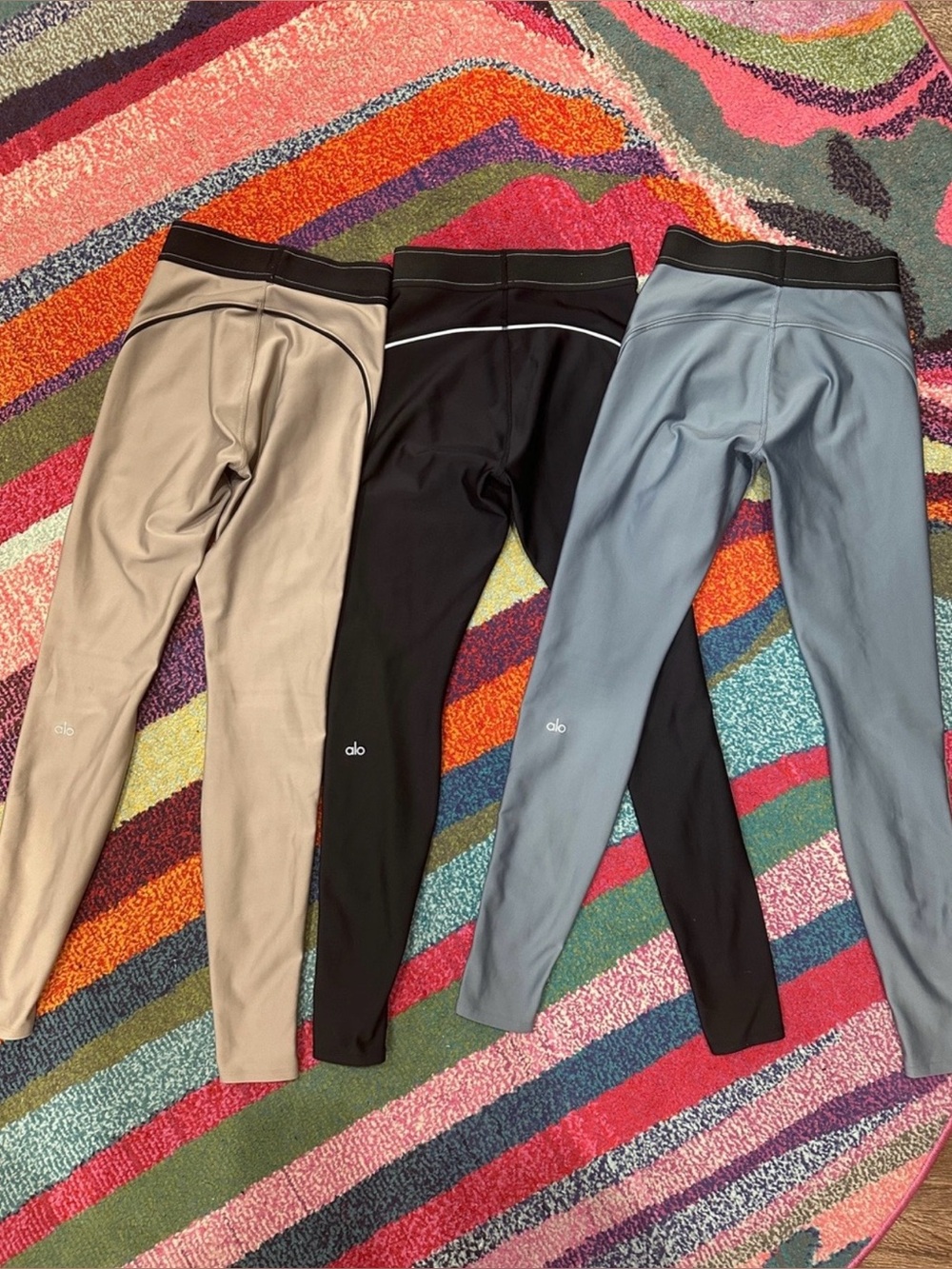 ALO Yoga  Leggings bundle— Beige, Black, Blue-Gray